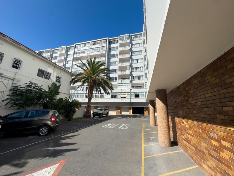 0 Bedroom Property for Sale in Sea Point Western Cape